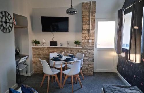 Kidlington Apartment | Flamingos Nest Oxford Countryside Apartment Oxford - Bicester Village - Blenheim Palace - WiFi- Free Parking