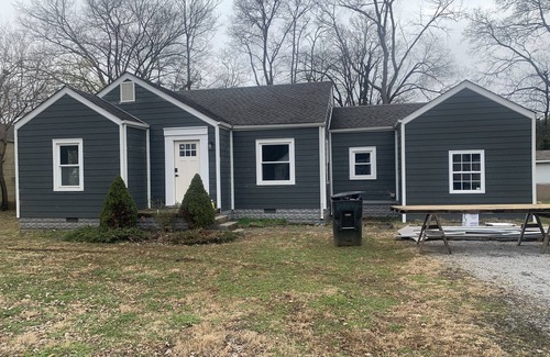 Murfreesboro House | Flash SAle! St. Augustine @MTSU clean Cozy cute HOME