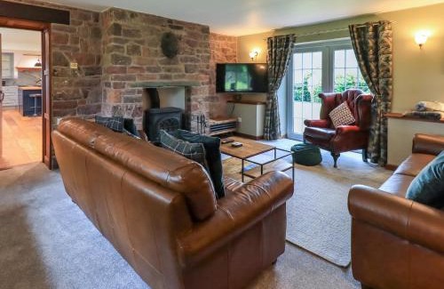Scales House | Flaska House
