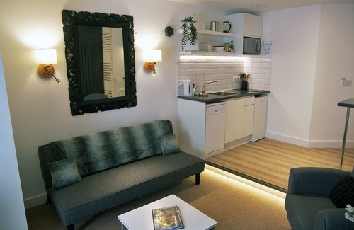 Bonnington Apartment | Flat 4 - Ensuite - Sofa Bed Only, No View