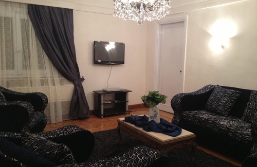 Al Duqqi Apartment | Flat in family building & an upscale neighbourhood with AC in all rooms