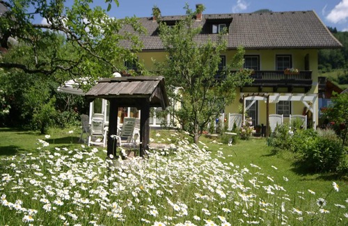 Feld am See Apartment | Flat in Feld am See on Lake Brennsee