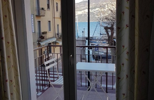 Porto Apartment | Flat in Porto with outdoor parking