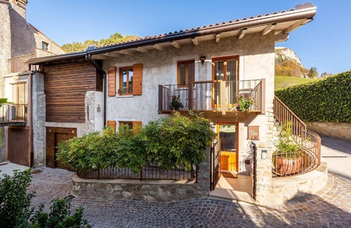 Voltino Apartment | Flat in Voltino with private parking