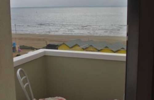 Torrette Apartment | Flat 'Mare Blu 7' near the beach