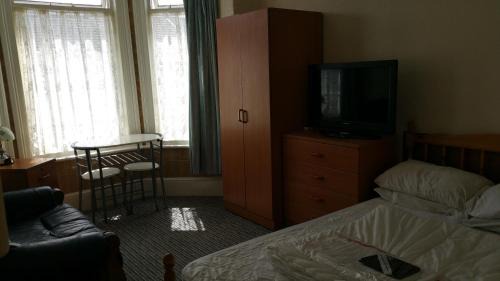 Great Yarmouth Apartment | Flat - Sleeps 2 & On Street Parking