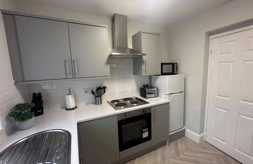 Blyth Apartment | Flat - Sleeps 3 - Pet friendly - Parking