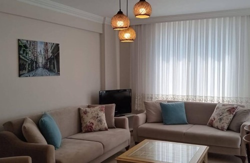 Mahmutlar Apartment | Flat w Pool and Sea-view Balcony, 1 min to Beach