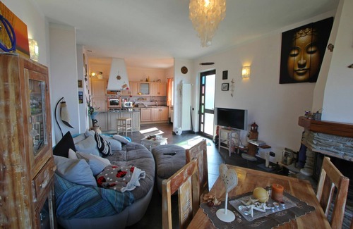 Montignoso Apartment | Flat with beautiful Sea View in Tuscany