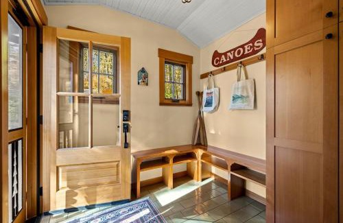 Lakeside Ski Chalet | Flathead Lake Retreat