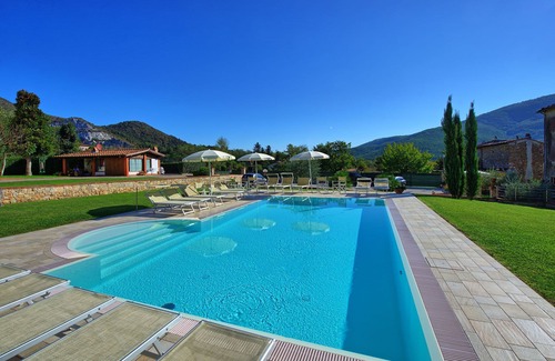 Santa Maria del Giudice Apartment | Flavia 3 - Vacation Rental with swimming pool in Lucca