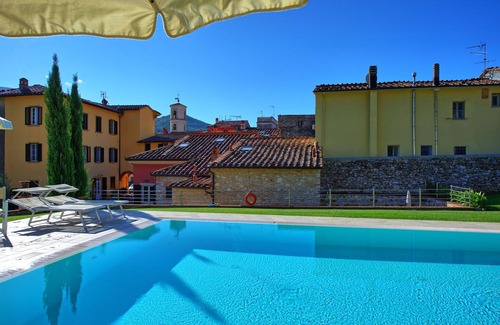 Santa Maria del Giudice Apartment | Flavia 3 - Vacation Rental with swimming pool in Lucca