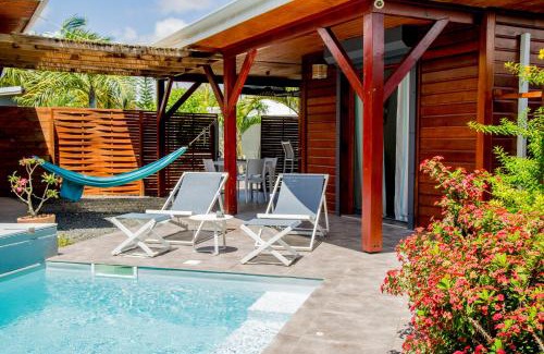 Le Moule House | Fleurs de canne piscines privées