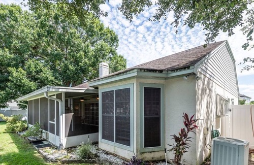 Ventura House | *Flexible Policies*- Luxurious Orlando Home in Gated Golf Community