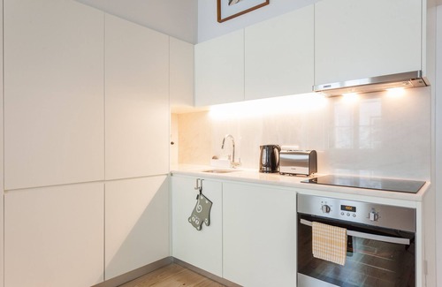 Chiado Apartment | FLH Alecrim Modern Flat