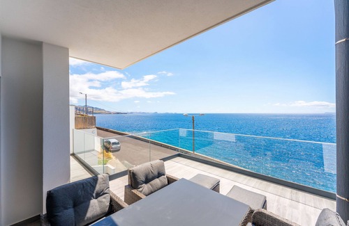 Gaula Apartment | FLH Amazing Ocean View with Balcony