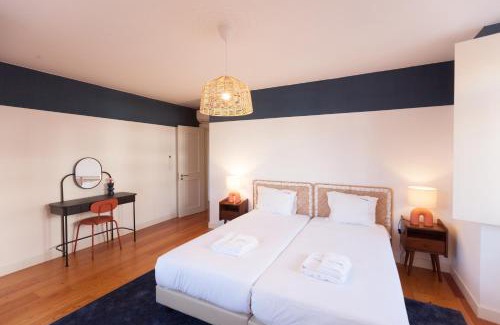 Lisbon Old Town Apartment | FLH Liberdade Spacious Apartment with Parking