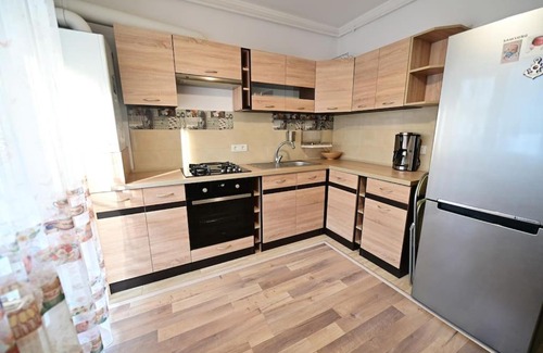 Cisnadie Apartment | FLH - TeaHome