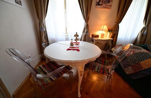Sibiu Old Town Apartment | FLH - The Heritage