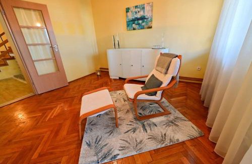 Three Oaks Villa | FLH - Wadema Villa