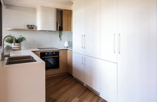 Port Macquarie Apartment | Flightdeck 203 - 4 Bedroom unit in Town