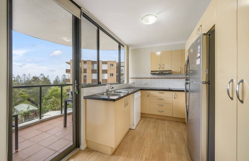 Port Macquarie Apartment | Flightdeck 504 - Holiday unit with ocean views, 2 minute walk to CBD