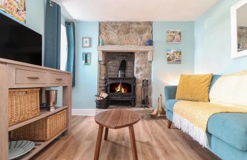 Pendeen House | Flintstone Cottage