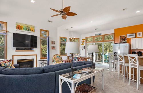 Monteray Shores House | Flip Flops: Private Pool, Hot Tub, Soundside, Club Access with Tennis & Gym