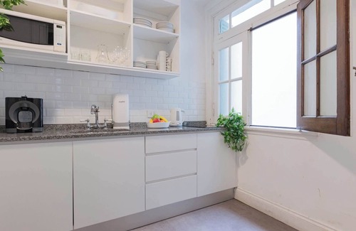 Palermo House | Fliphaus + Ravignani 2200 - Vintage Villa Palermo Hollywood