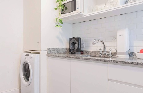 Palermo House | Fliphaus + Ravignani 2200 - Vintage Villa Palermo Hollywood