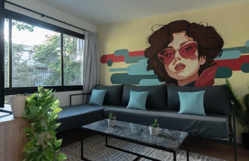 Colegiales Villa | Fliphaus Villa Mansion Paz - 20 pax Deluxe House Belgrano