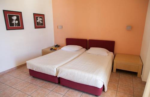 Tolo Hotel | Flisvos Royal Hotel & Suites