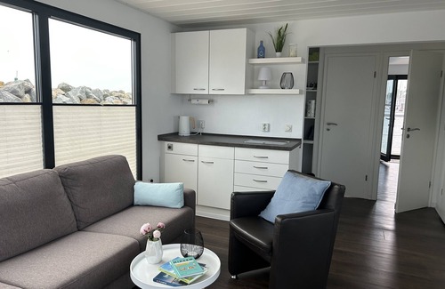 Probstei House | Floating 44 in Laboe Sind Schwimmenden Logenplätze an der Kieler Förde