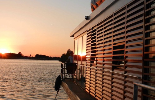 Vynen House | Floating 44 Xanten 01 - FLOATING 44 Xanten