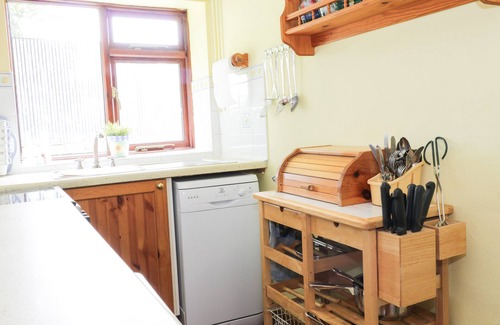 Cornhill on Tweed Cottage | FLODDEN EDGE FARM COTTAGE, pet friendly, with a garden in Milfield