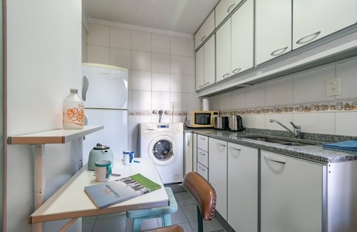 Retiro Apartment | Floor 16 with river view