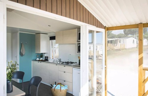 Saint-Vincent-de-Cosse House | Flower Camping Le Tiradou * - Mobil-Home Comfort Loggia 28m2 (2 bedrooms) + Integrated terrace 7,30m2 4 people