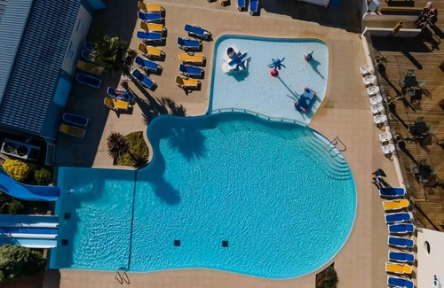 Tregunc House | Flower Camping Domaine de Pendruc * - Mobilhome OCEAN Comfort 27m2 - 2 bedrooms/covered terrace + TV 4 persons