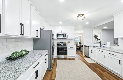 Flower Mound House | Flower Mound Manor - Modern 3BR New Construction