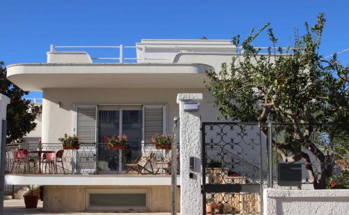 Brindisi Bed & Breakfast | Flowing House