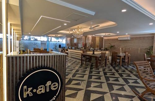 Sushant Lok Hotel | FlxHo Horizon ONE Hotel & Residences