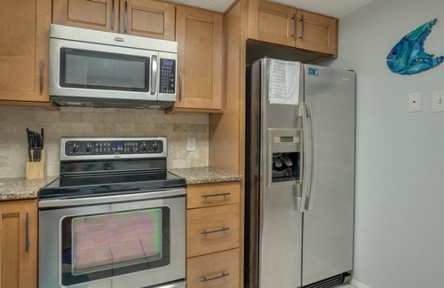 Folly Field Villa | Folly Field Family Villa | Walk to Beach, Community Pool