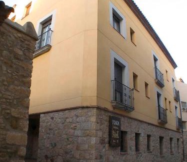 Montblanc Apartment | Fonda Bohemia Riuot