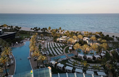 Mid Beach Apartment | FontaineBleau Resort, Balcony w/Ocean + City View
