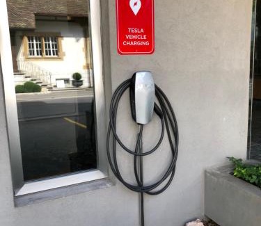 Twann Hotel | Fontana Garni