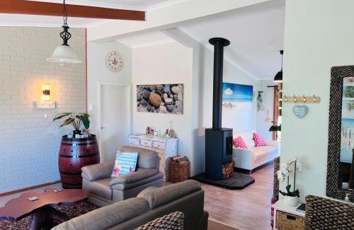 Silver Sands House | Footprints in the Sand, Silver Sands Beach House