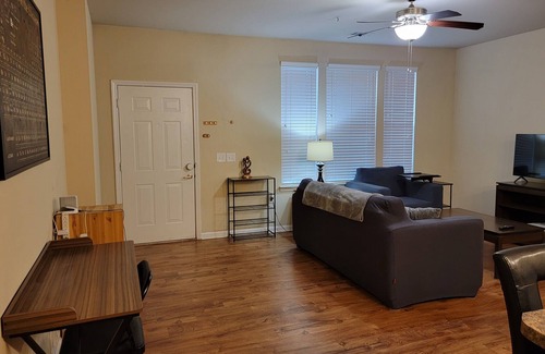 South Oklahoma City Apartment | For Solo traveler(Mike Monroney Aeronautical Center10mins away)
