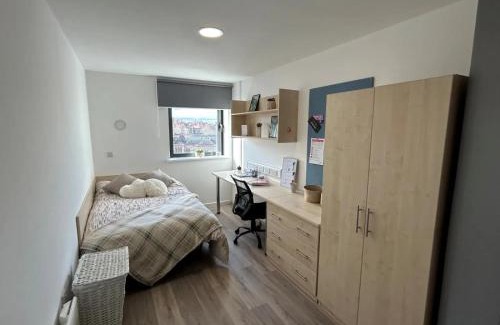 Nottingham City Centre Apartment | For Student Only Trinity Square in Nottingham