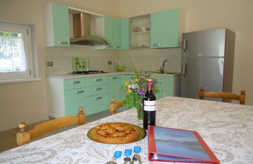 Crone House | For the holiday with big family, friends or grandparents, only 500m to the lake