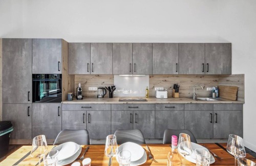Innenhafen Apartment | For up to 8 people Kaiser Wilhelm Bridge